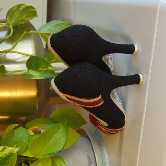 Irregular Choice UK heels ❤️ heart size 40 NWOT - Picture 5 of 7